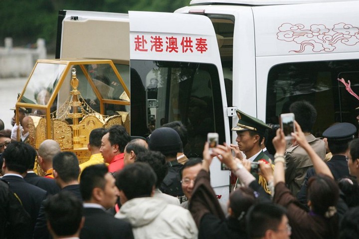 佛頂骨舍利運往港澳接受瞻禮