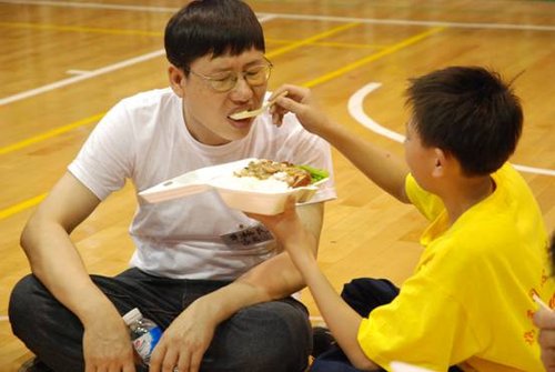 別把孩子養得「不知感恩」