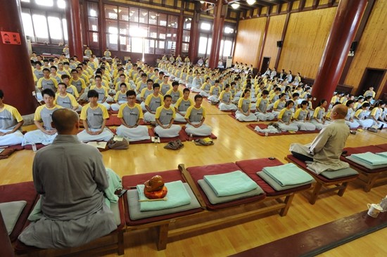 佛教界在弘法方面存在哪些問題呢