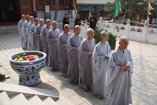 短期出家須慎重