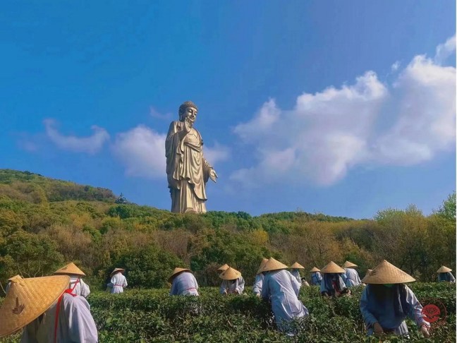 百年三萬六千日，不放身心靜片時