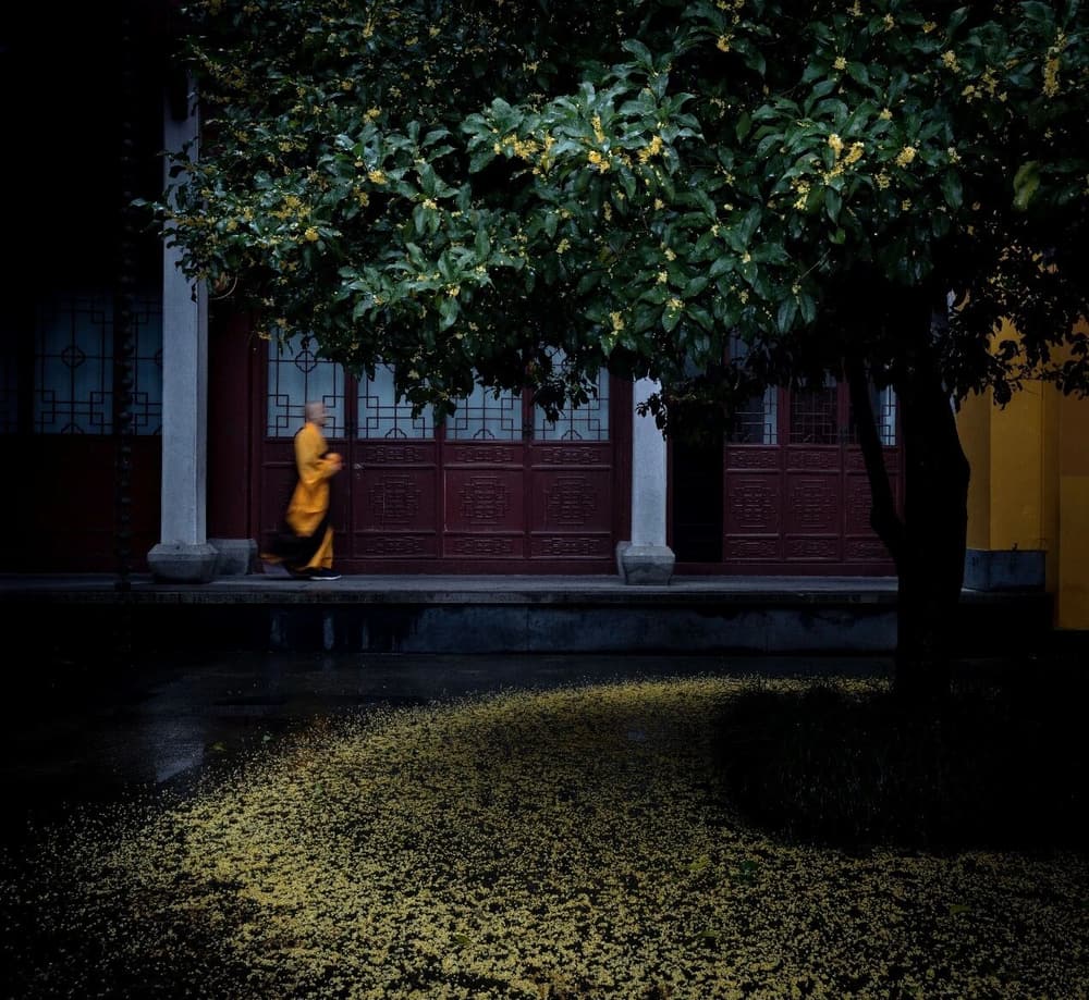 臨終遇此眷屬，多皆破壞正念