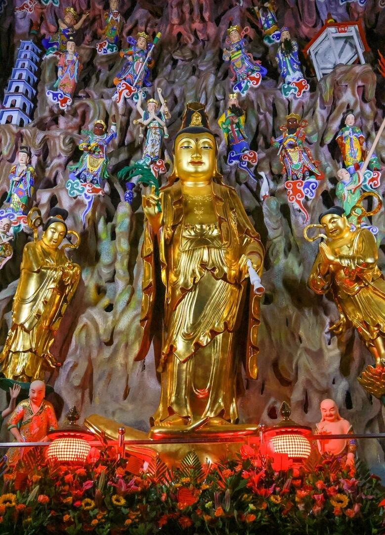 觀世音菩薩頭頂佛像的由來