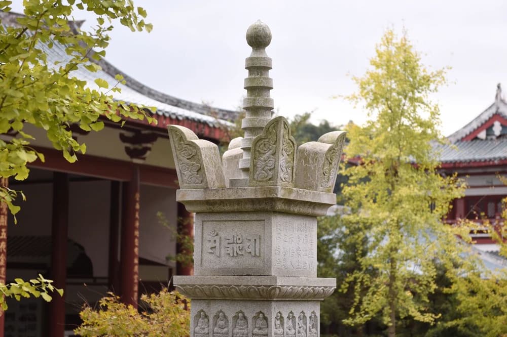 想臨終無障礙，就要淨除罪障積集資糧