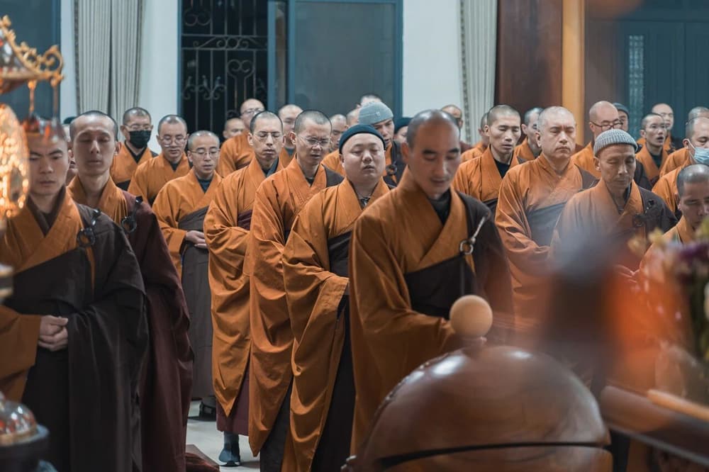 離一切相，同時即一切法