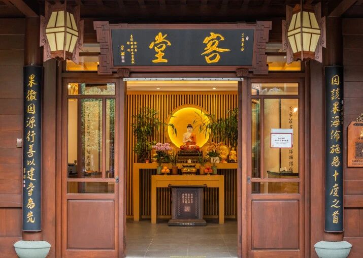 每一個人都面臨了兩個選擇